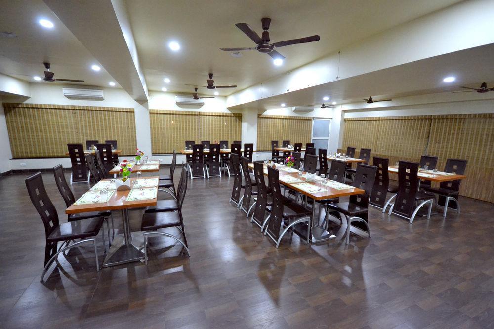 Hotel Sai Miracle Shirdi Exterior foto