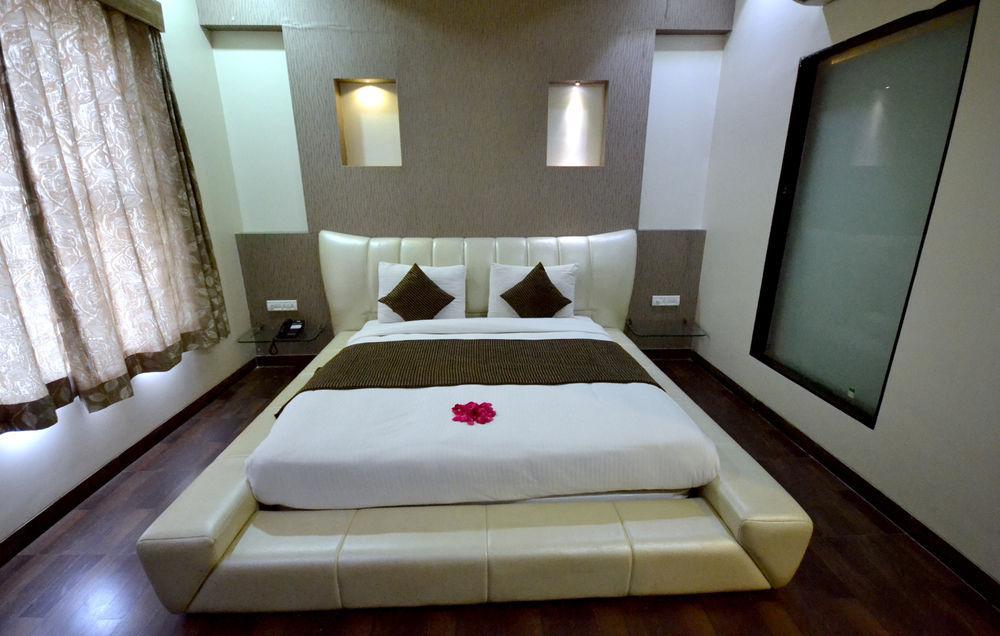 Hotel Sai Miracle Shirdi Exterior foto